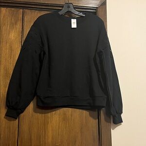 GAP Classic Black Sweatshirt with Embroidered Design on Sleeves
